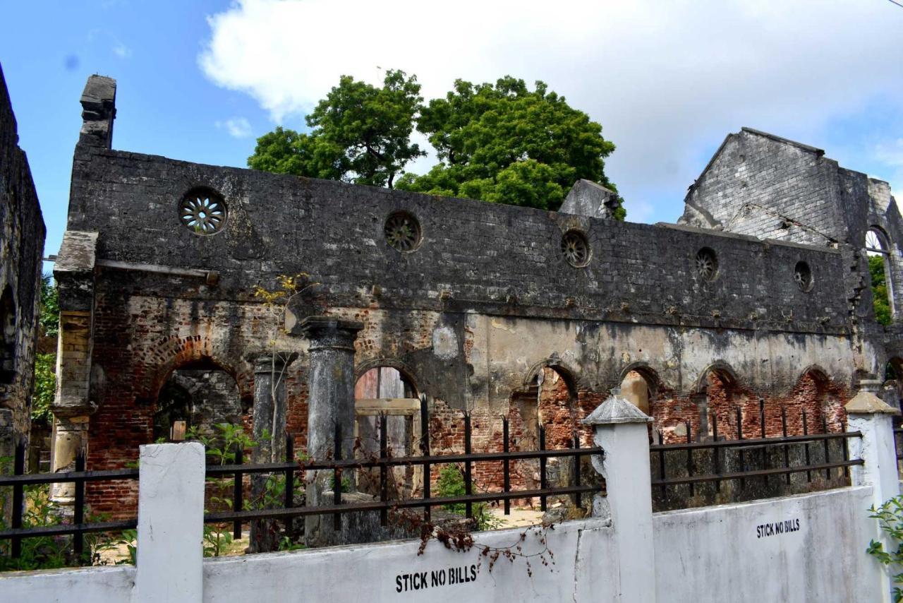 Old Park Villa Jaffna Bagian luar foto